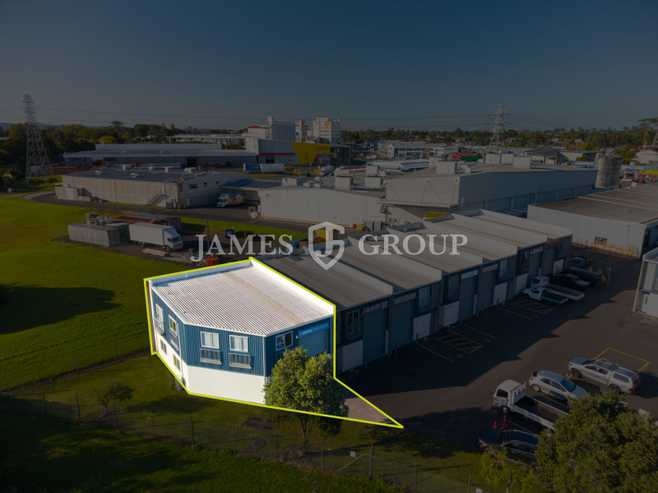 Container Friendly | Tilt-Slab End Unit