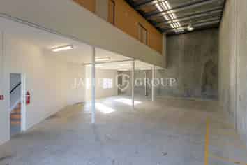 Functional Great South Road Industrial