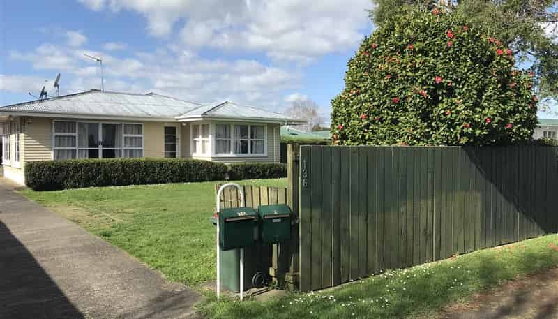 136 Great South Road, Takanini
