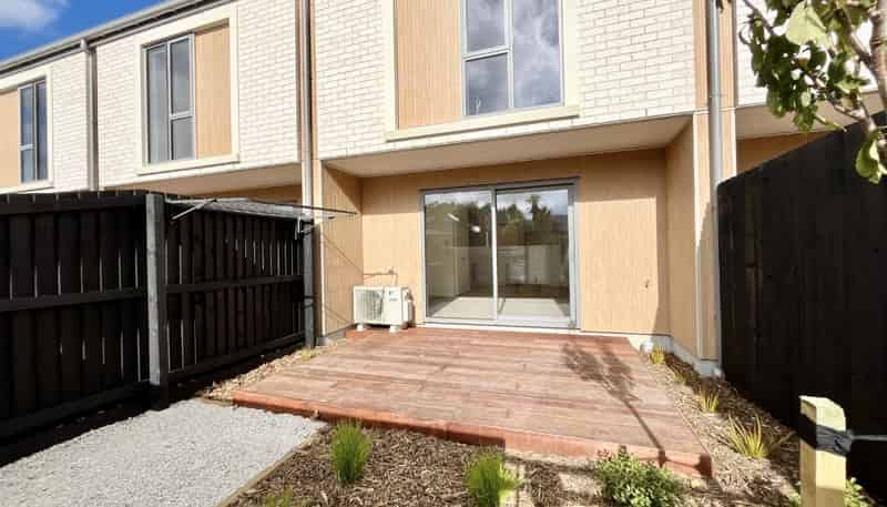 2/176 England Street, Linwood