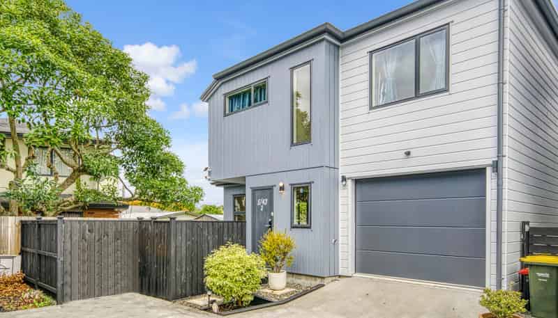 5/43 Clevedon Road, Papakura