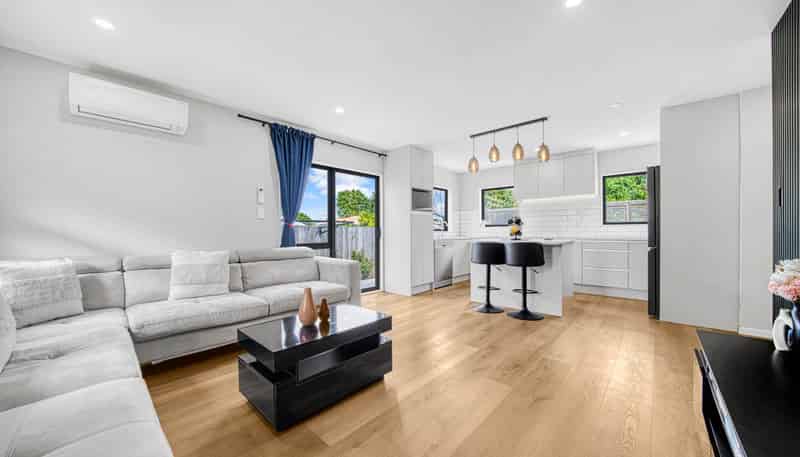 5/43 Clevedon Road, Papakura