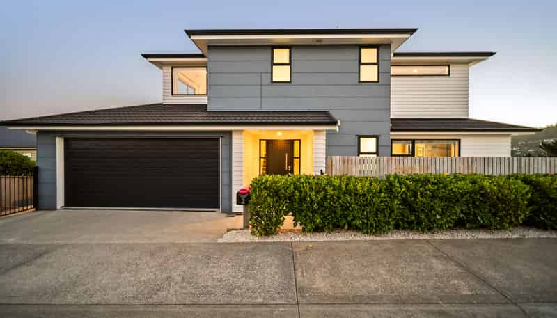 2 Cessna Way, Newlands