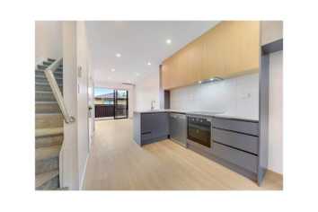 5/3 Cape Road, Mangere