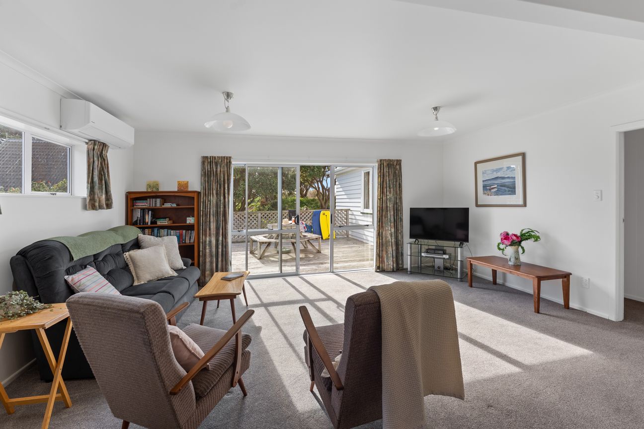 Right on the Beach - Renovate or Develop! - Ansicht 5