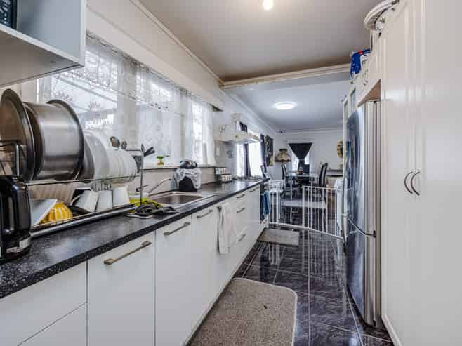 27 Landon Avenue, Papatoetoe