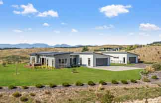 253 Stringer Road, Redwood Valley