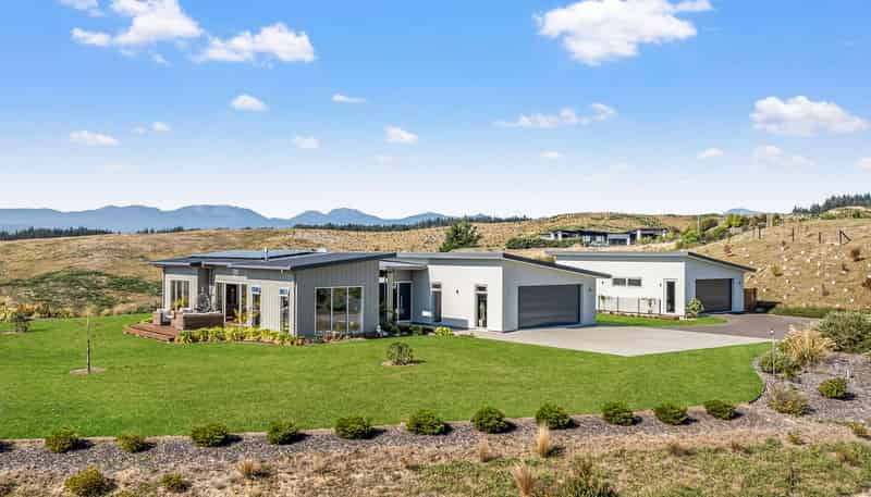 253 Stringer Road, Redwood Valley