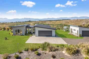 253 Stringer Road, Redwood Valley