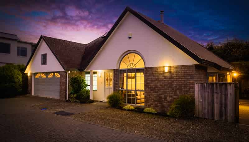 2/268 Rosetta Road, Raumati Beach