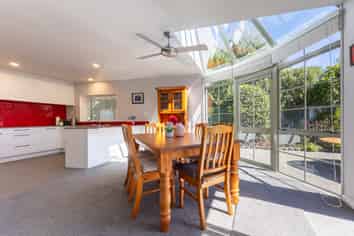 2/268 Rosetta Road, Raumati Beach