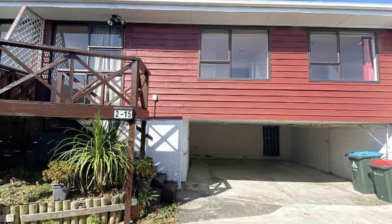 2/15 Garland Road, Greenlane