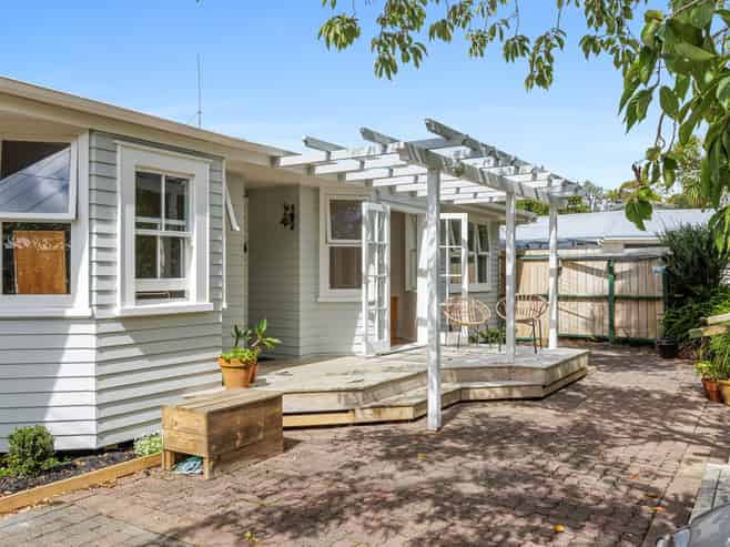 14 Wech Drive, Warkworth