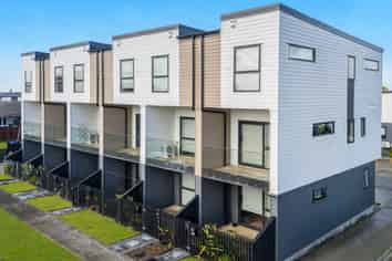 12/3 Cape Road, Mangere