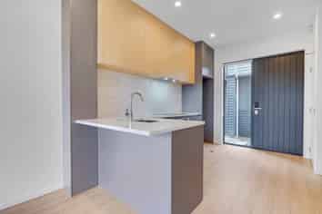 12/3 Cape Road, Mangere
