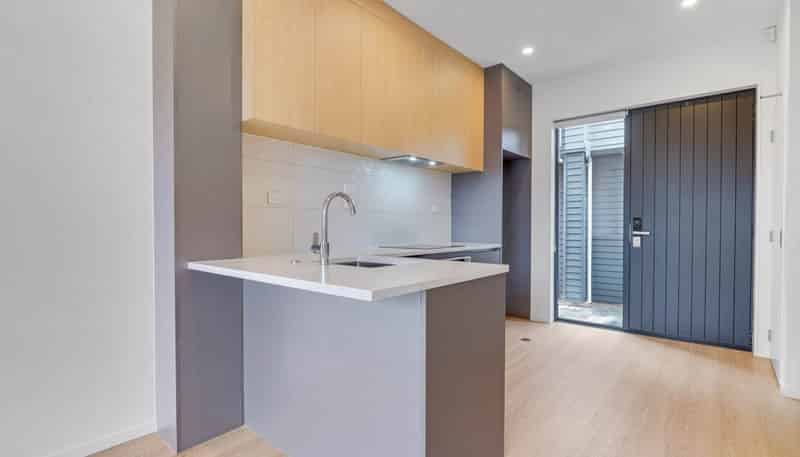 12/3 Cape Road, Mangere