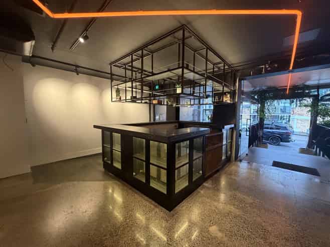 Flexible 321.8sqm in a Vibrant Precinct