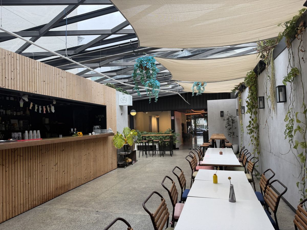Flexible 321.8sqm in a Vibrant Precinct - Widok 3