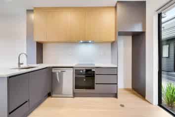13/3 Cape Road, Mangere