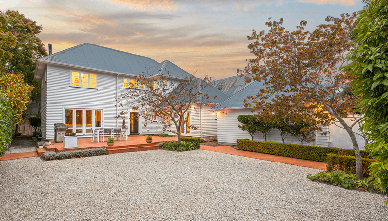 90 Murray Place, Merivale