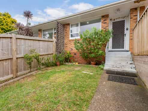 2/16 Boyd Avenue, Royal Oak