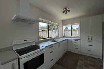 12 Turon Crescent, Totara Park