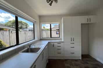 12 Turon Crescent, Totara Park