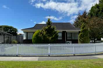 12 Turon Crescent, Totara Park