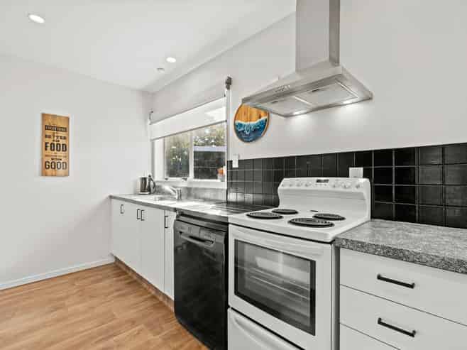 99A Bower Avenue, New Brighton