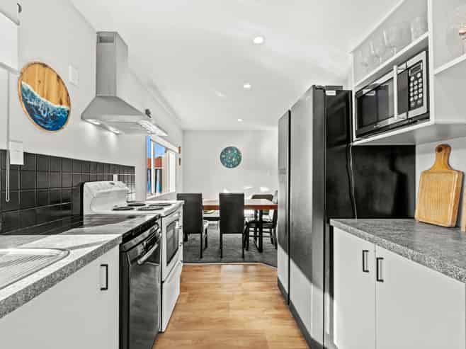 99A Bower Avenue, New Brighton