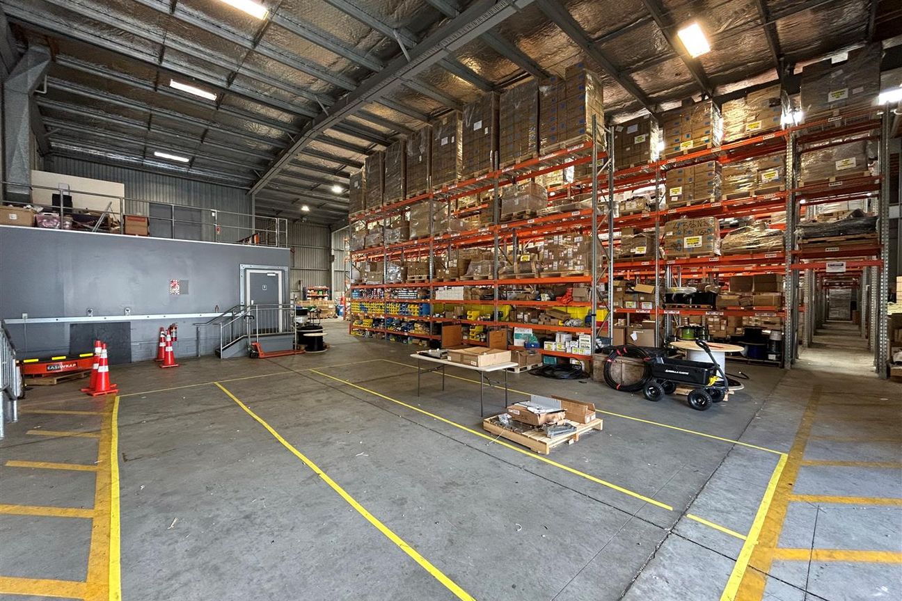 Savills | Premium Warehouse In Central Location - Ansicht 5