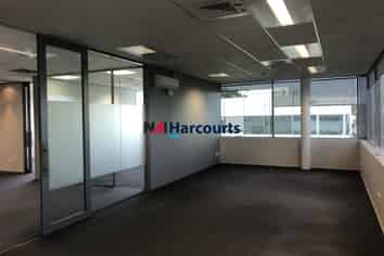 471sqm Office in Quality Rosedale Office Park 