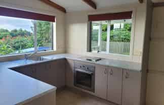 55 Pioneer Road, Moturoa