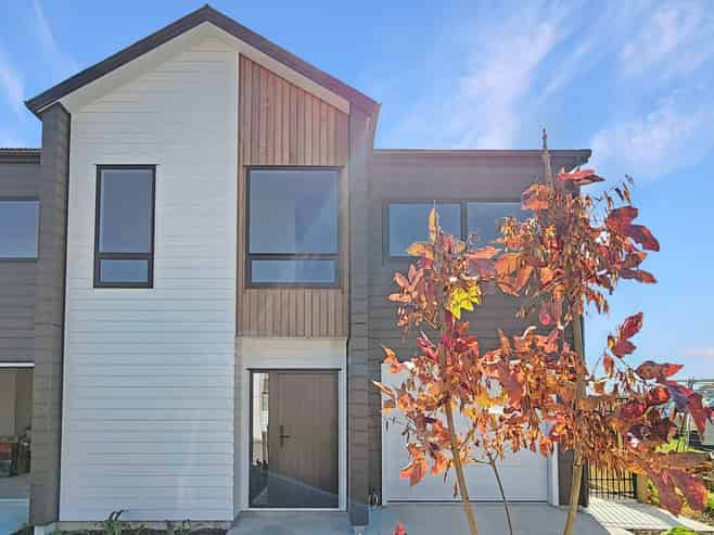 7  Ruru Lane , Porirua