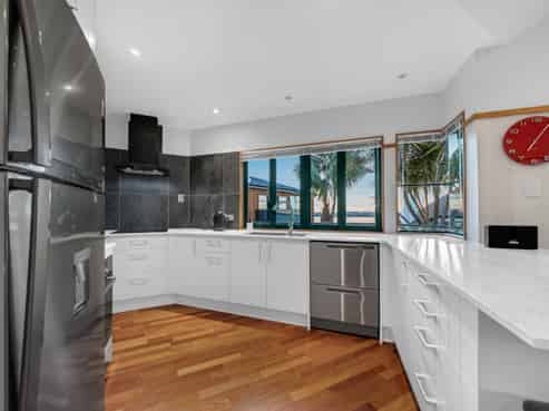 45B Takutai Avenue, Half Moon Bay