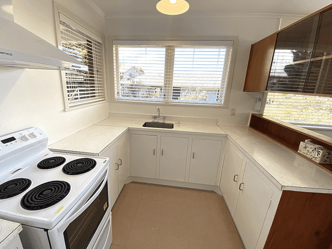 16 Wendover Road, Glendowie