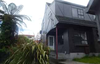 817B High Street, Boulcott