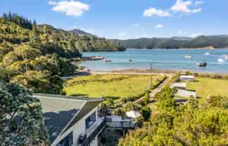 1452 Port Underwood Road, Port Underwood