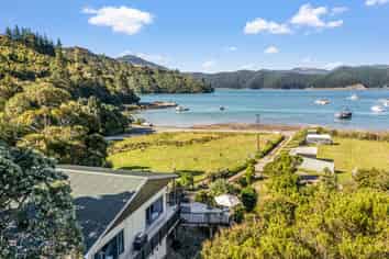1452 Port Underwood Road, Port Underwood