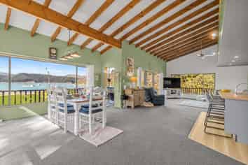 1452 Port Underwood Road, Port Underwood