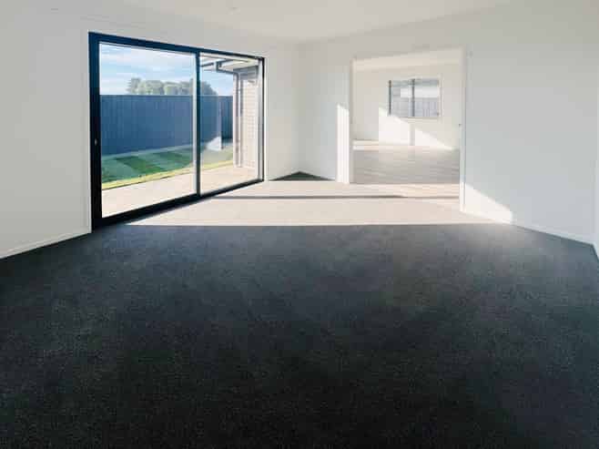 37 Mehrtens Crescent, Ravenswood