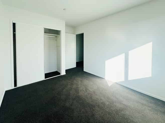 37 Mehrtens Crescent, Ravenswood