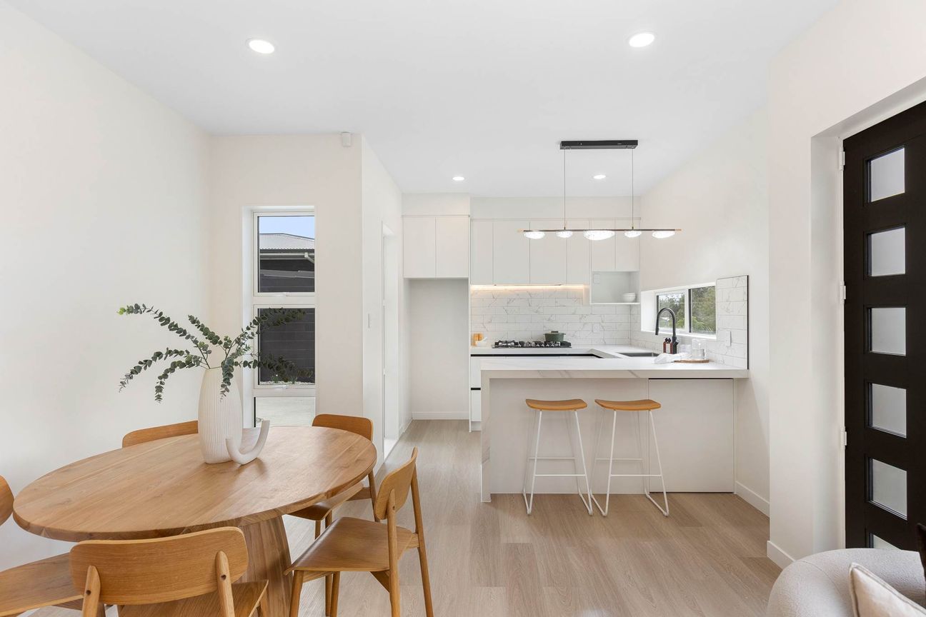 Brand New Home - CCC Issued - Vista 6