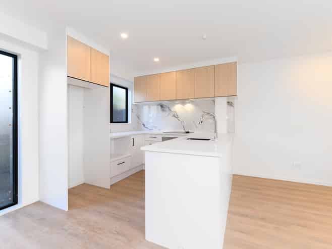 5/60 Triangle Road, Massey