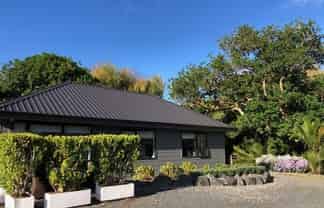 a/147 Omaha Valley Road , Matakana