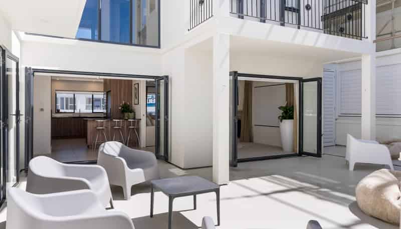  Beach Road, Mairangi Bay