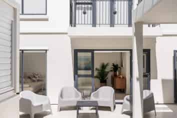  Beach Road, Mairangi Bay