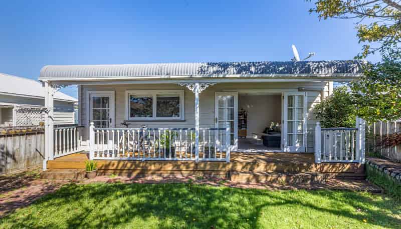 51 Rex Street, Miramar