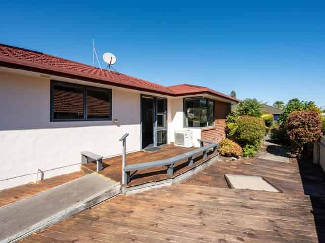 3 Parkview Place, Stoke