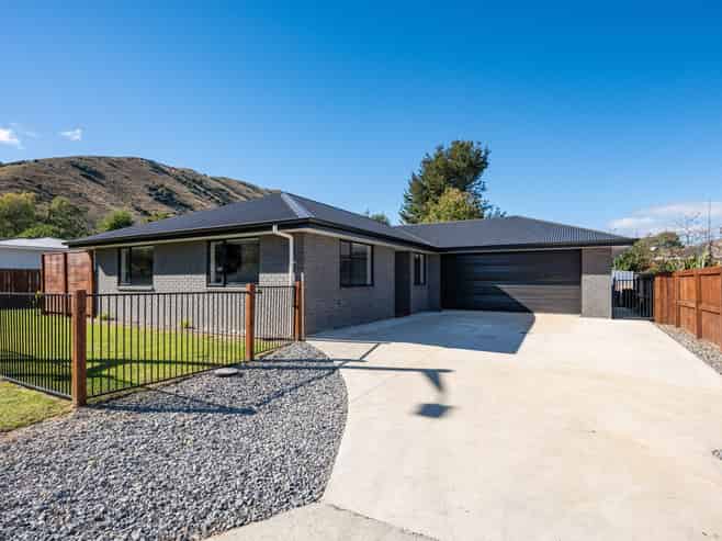 16 Rata Avenue, Tapawera